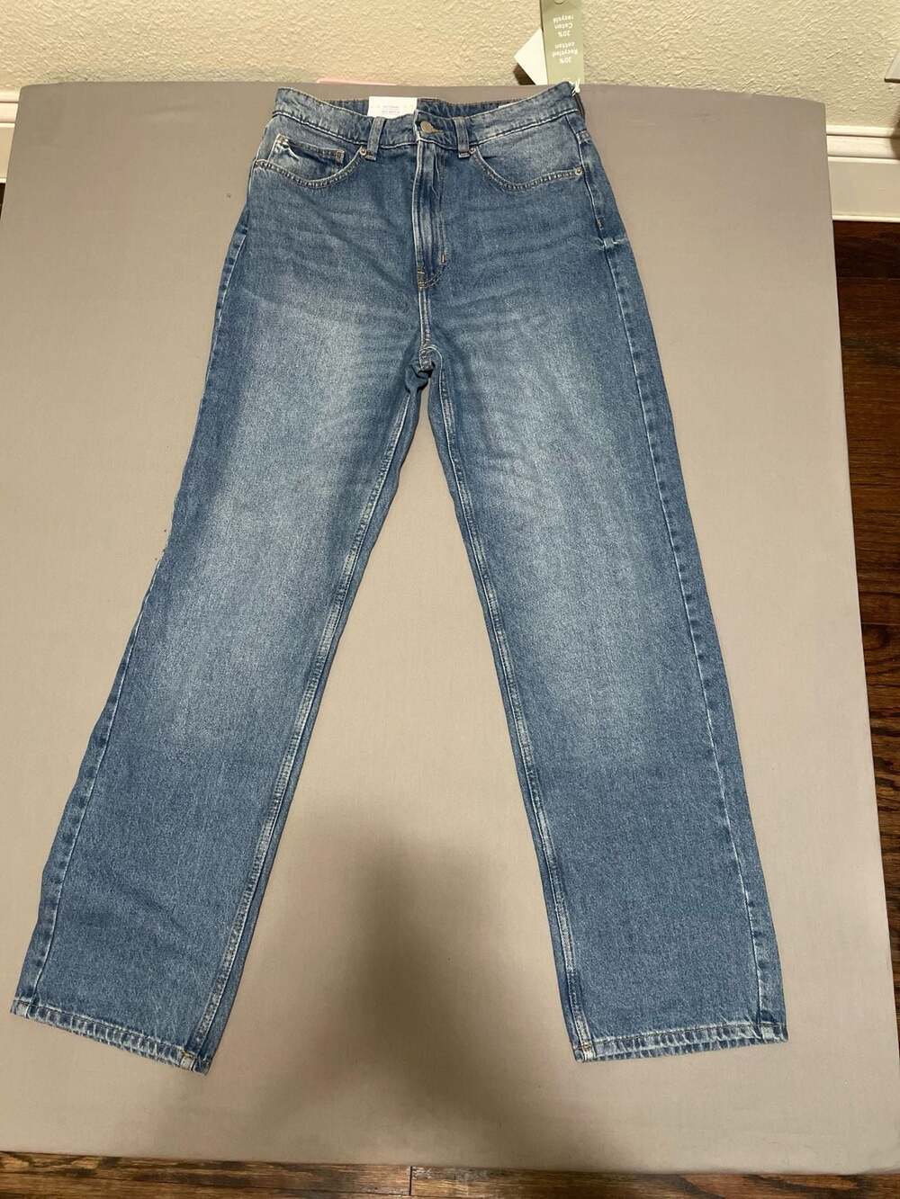 H&M 90's Straight Ultra High Waist Jeans Size 8